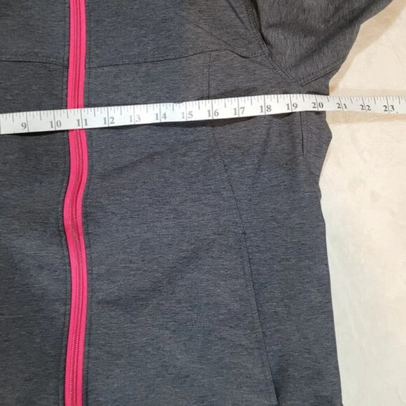 Karbon‎ Gray Softshell Jacket with Pink Zipper - Size Large - Picture 7 of 9